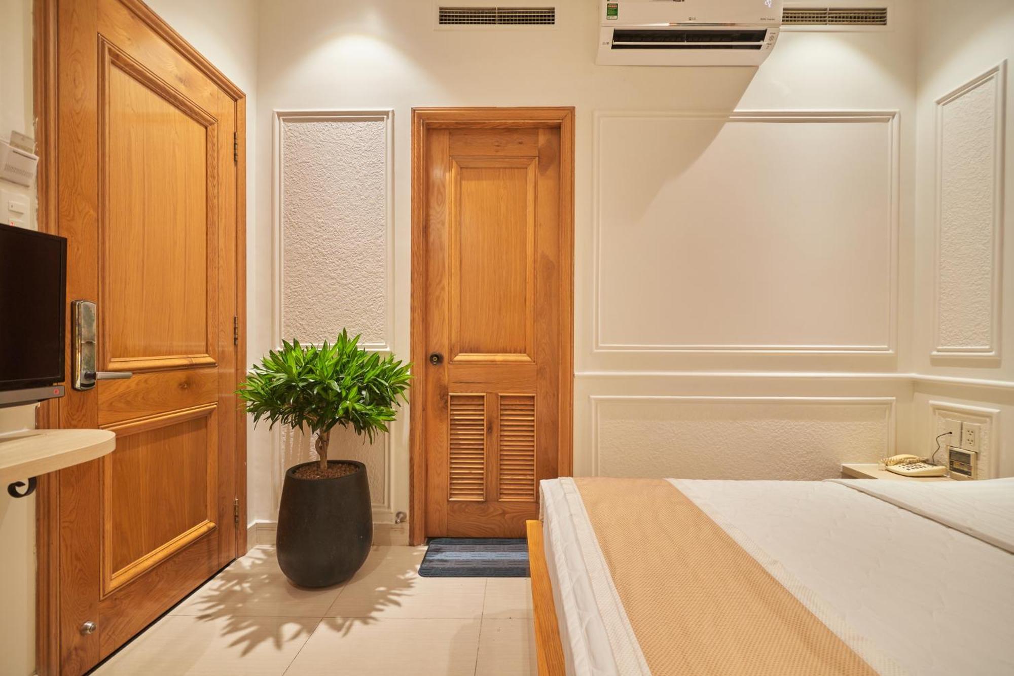 Bin Bin 10 - Mimosa Hotel Near Tan Son Nhat Airport Ciudad Ho Chi Minh  Exterior foto